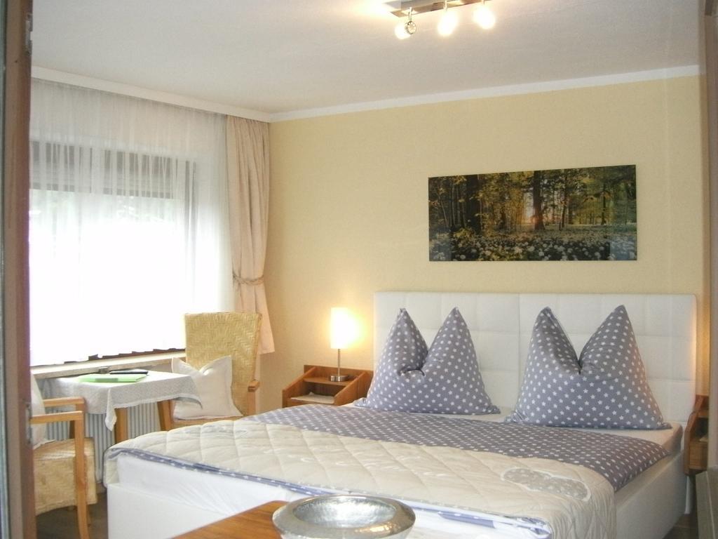 Pension Garni Gerhard Oetz Exterior foto